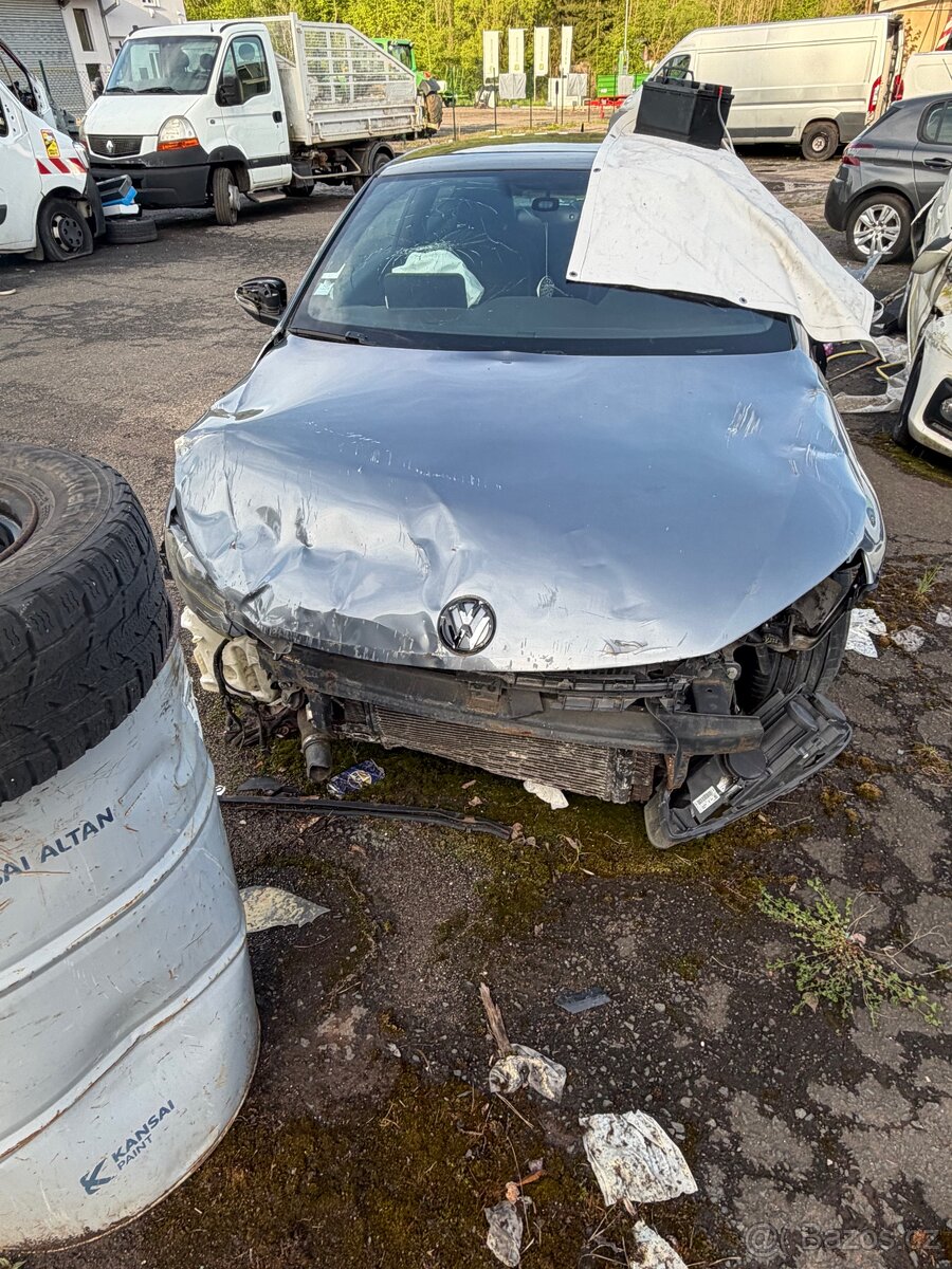 VW Scirocco 2.0 TDI 103 Kw Automat - 4
