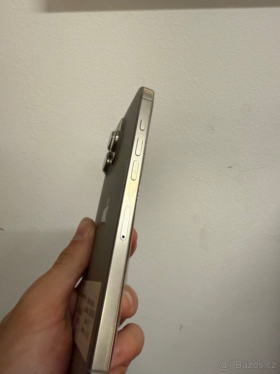 iPhone 16 Pro Max - 4