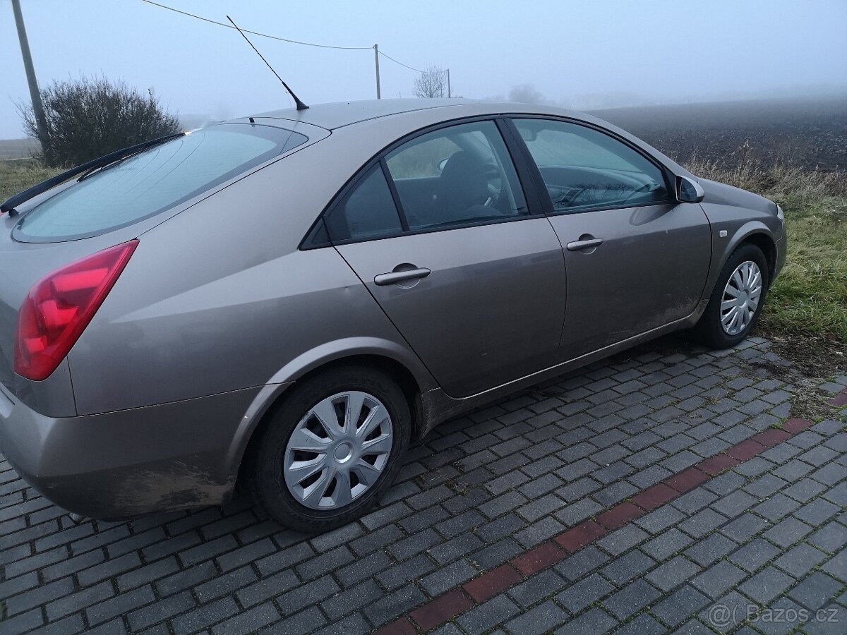 Nissan primera p12 Hatchback 1.8 - 4