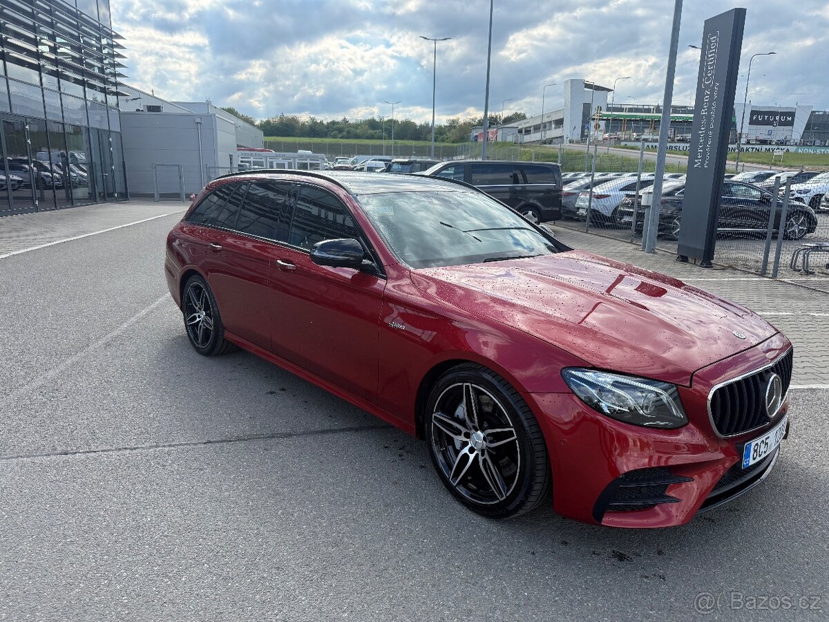 E53 AMG Mercedes - 4