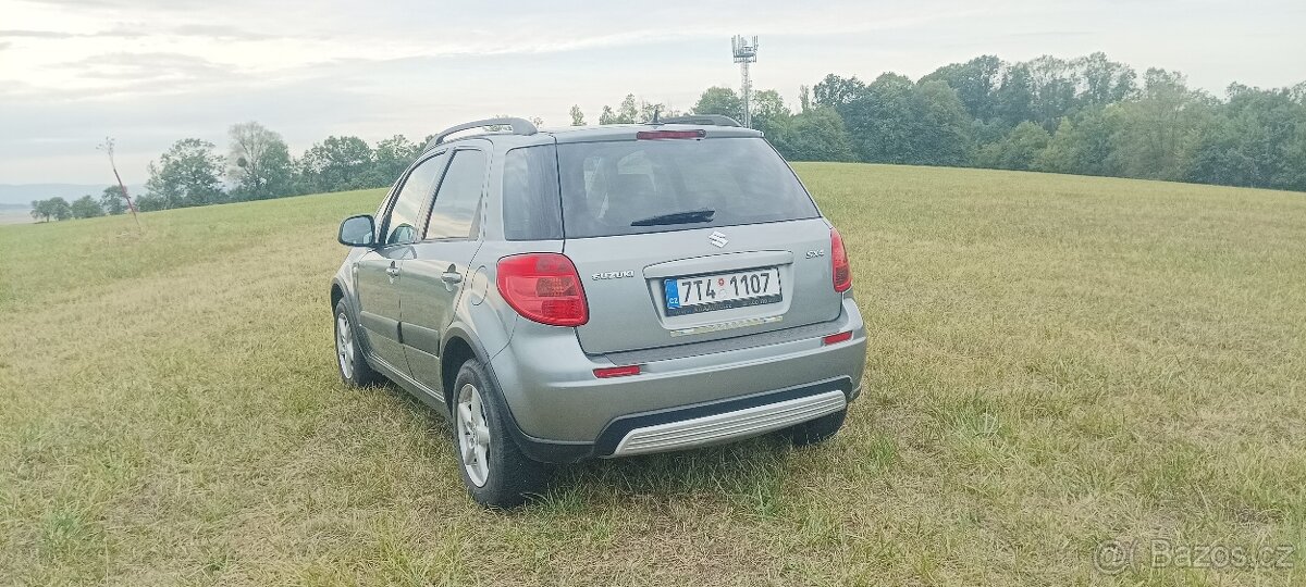 Suzuki SX4 - 4