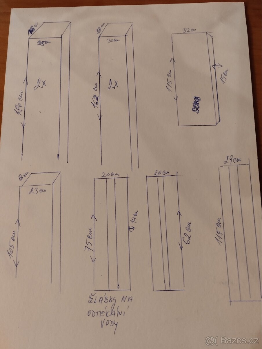 Staré sloupy že žuly a žlábky - 4