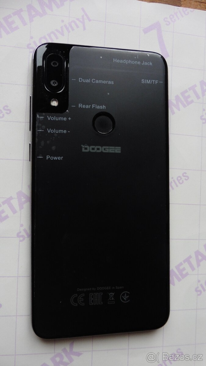 Mobilní telefon Doogie Y7 - 4