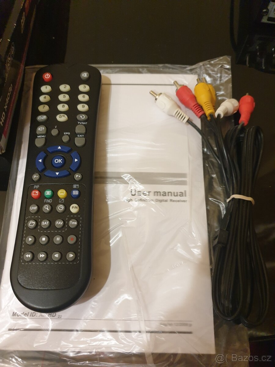 Satelitní digitální přijímač Opticum (HDX403p) - 4