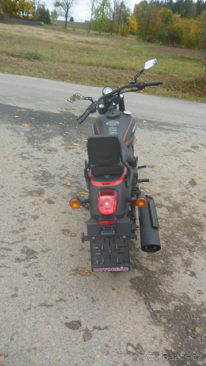 UM Motorcycles Renegade Vegas 125 - 4