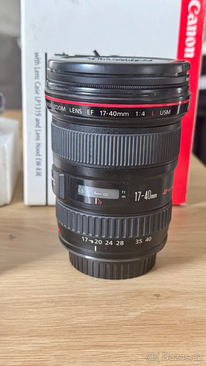 Canon Ef 17-40mm f4L USM - 4