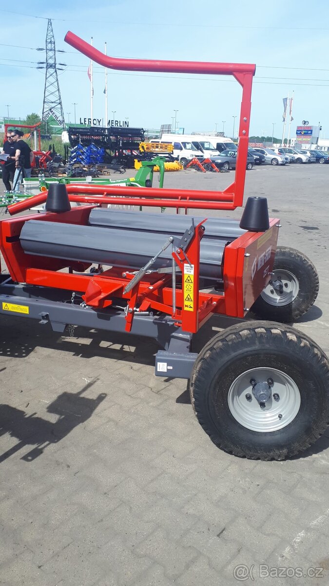 Prodej skladu Samonakládací ovíječka balíků Z577 - 4