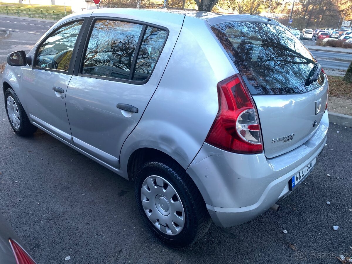 Dacia sandero 1.4 mpi - 4