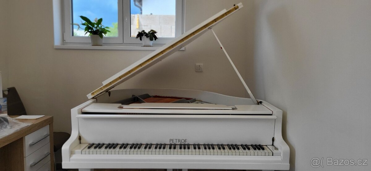 Klavír PETROF bílý+ stolička - 4