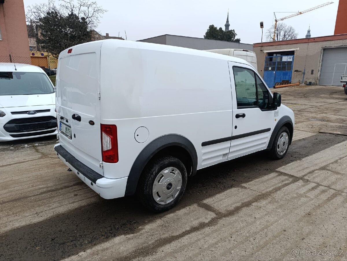 Ford Transit Connect - 4