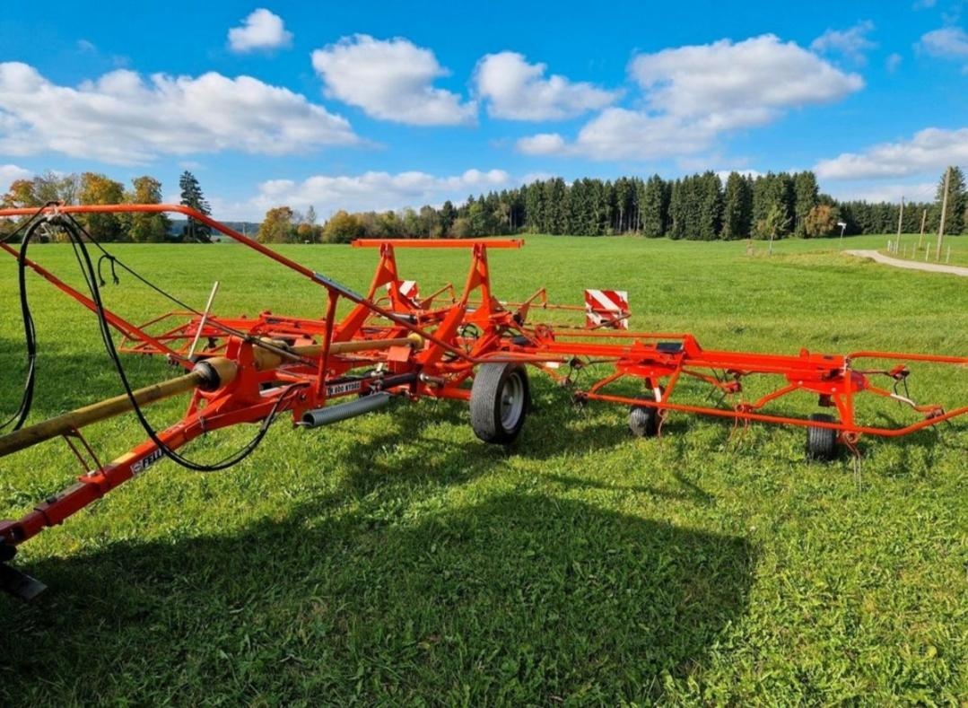 Obraceč sena a píce Fella TH 800 Hydro - 4