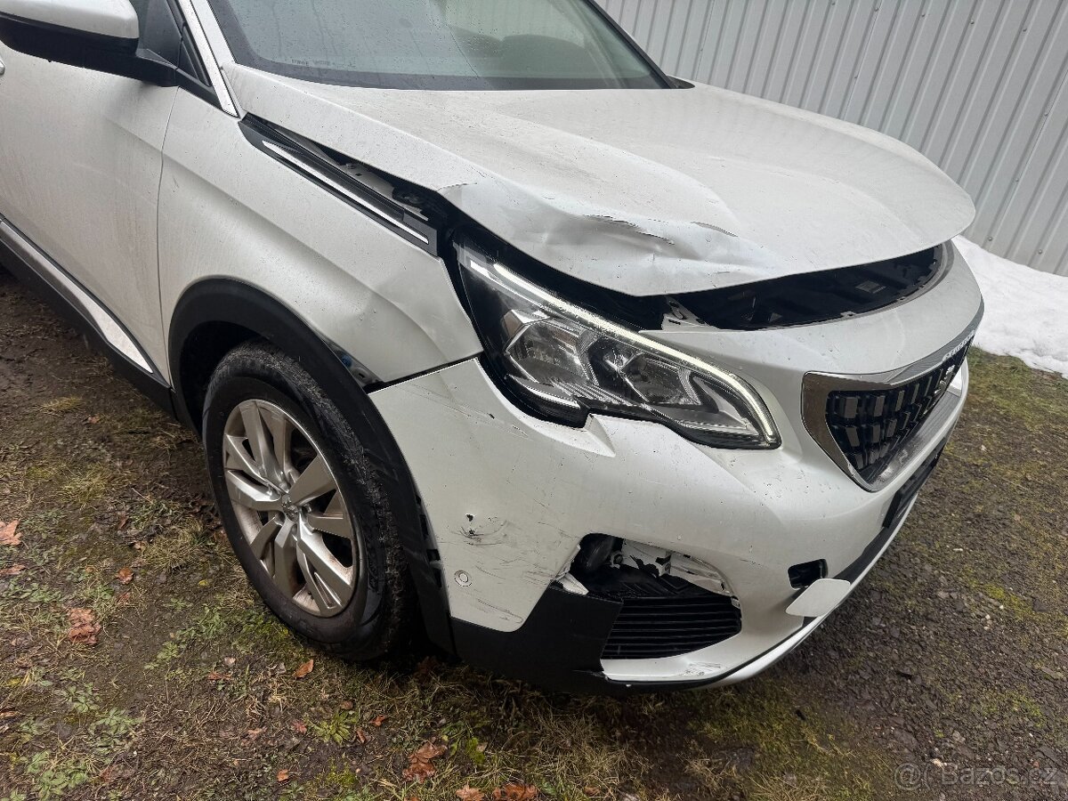 Peugeot 3008 1,2 ALLURE - 4