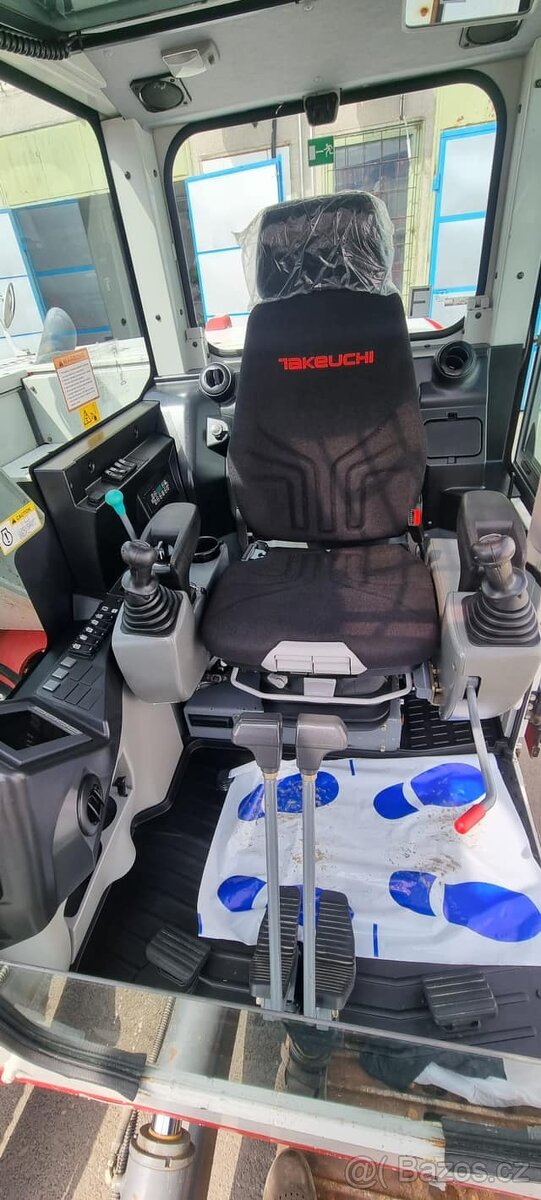 Takeuchi TB2150R 16t - 4