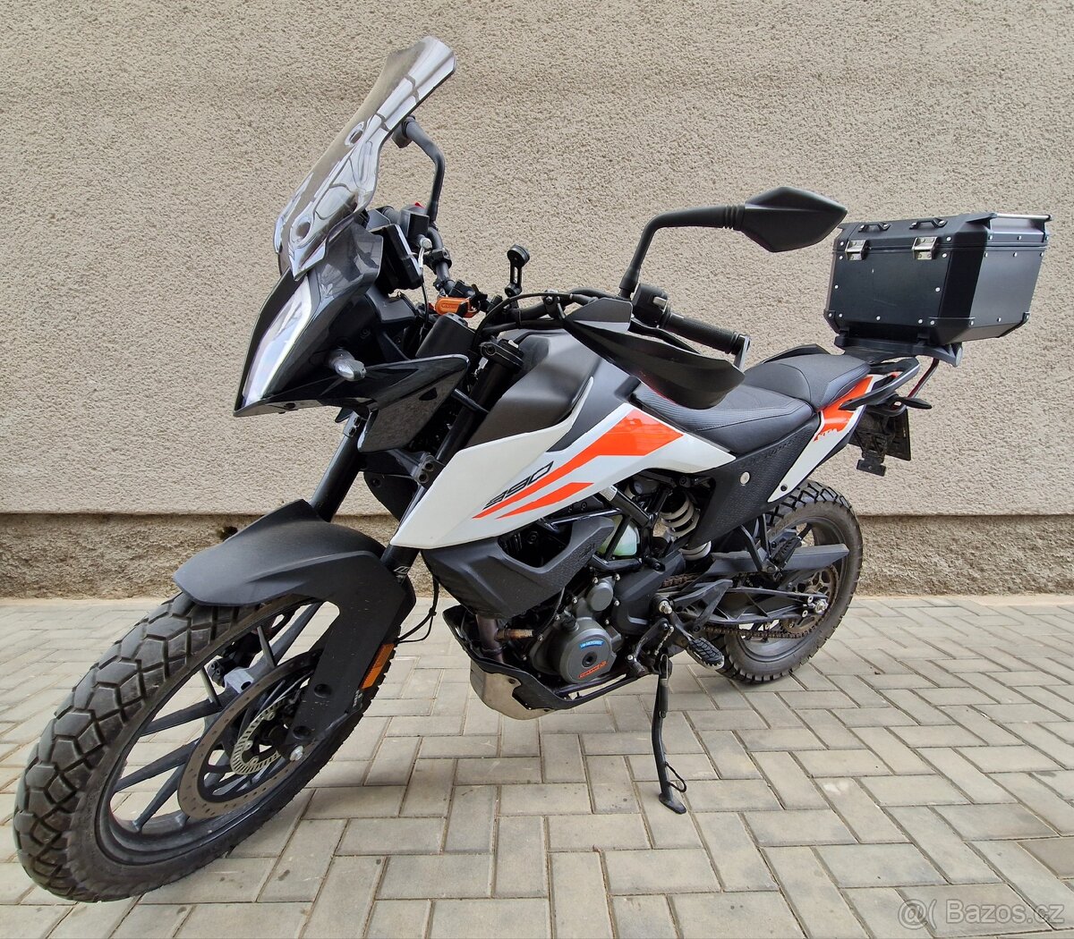 KTM Adventure 390 r.2020 - rezervace - 4