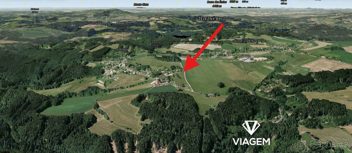 Pole 2 976 m² - 4