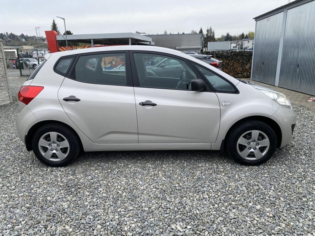 Kia Venga 1.4i 16v 90PS KLIMA SERVIS - 4