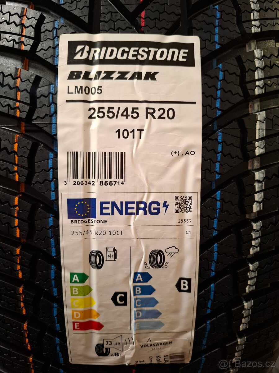 Nový zimní komplet Enyaq, Elroq 235/50+255/45 R20 Bridgeston - 4