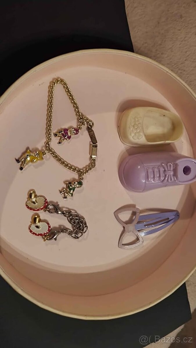 Retro různé doplňky kočárky, korále řetězy, medvídci očička - 4