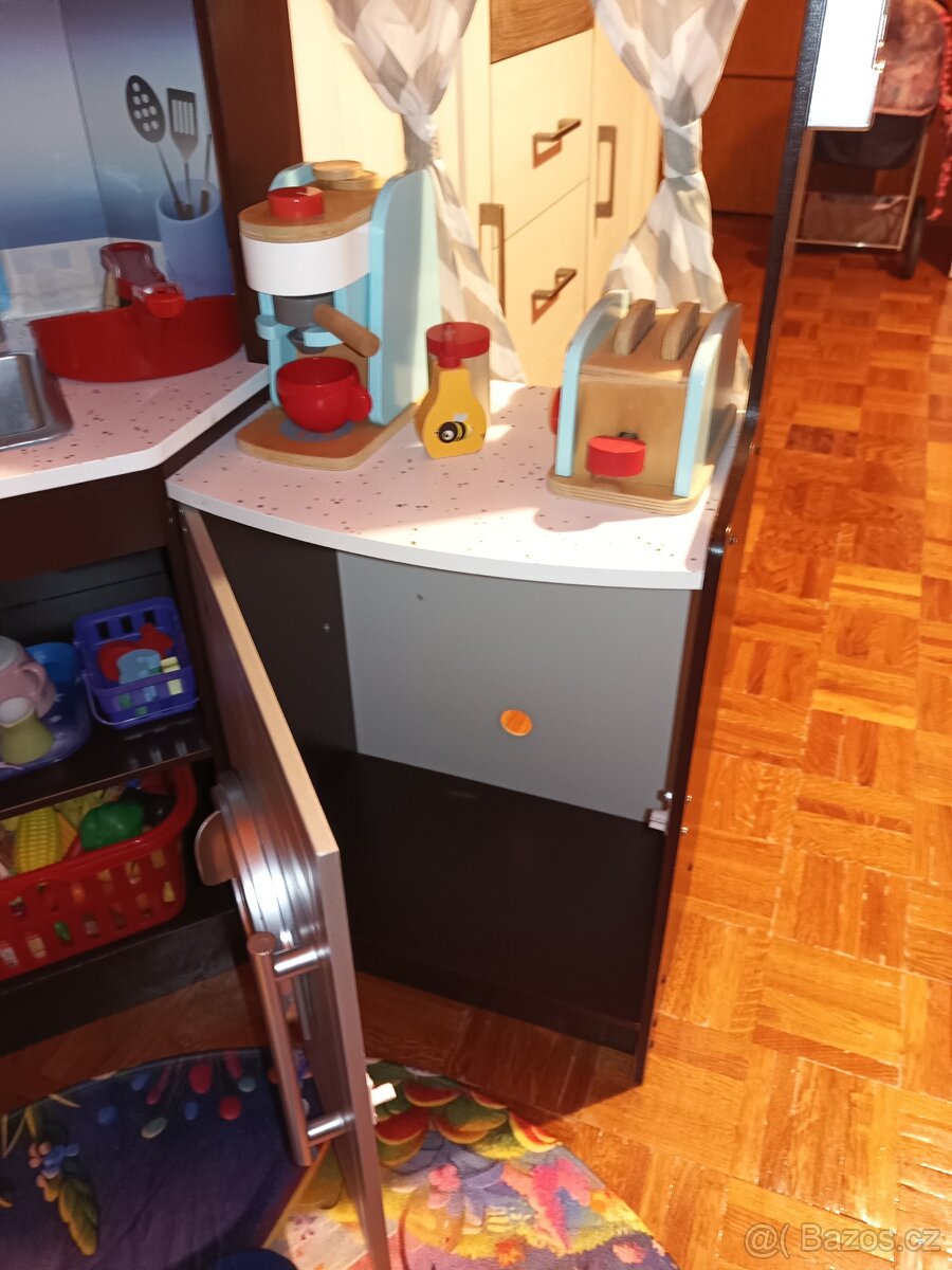 Dětská dřevěná kuchyňka - 4