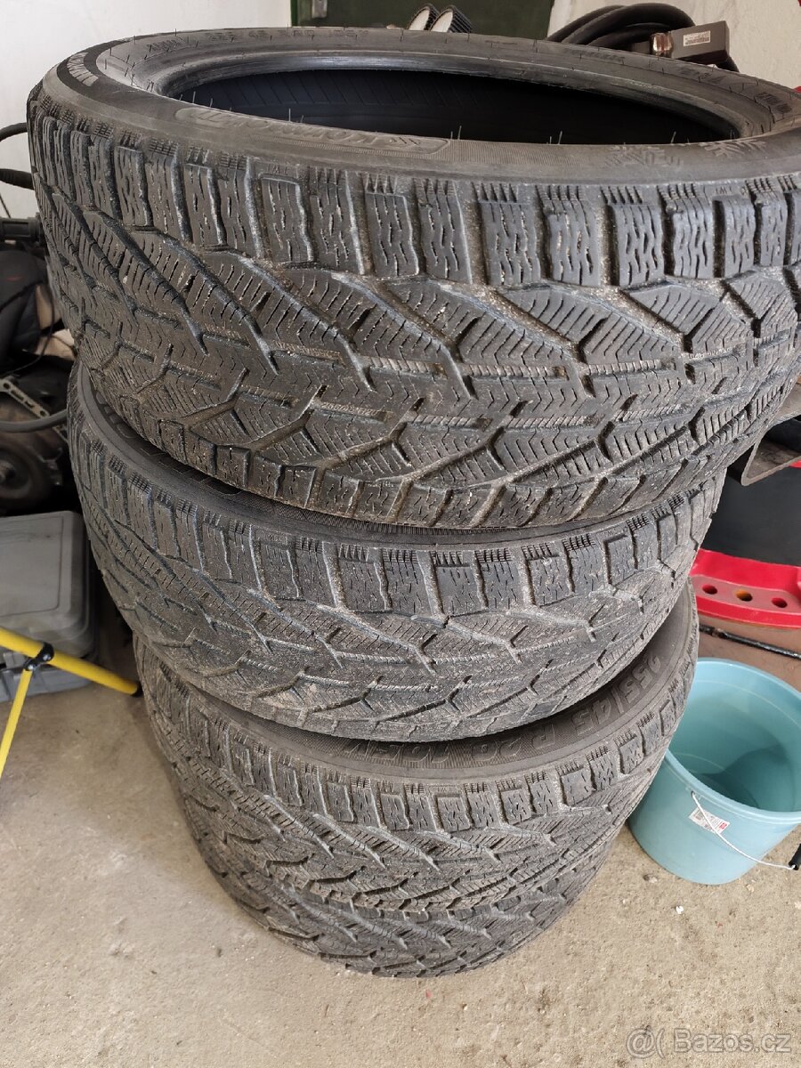 Pneumatiky 255/45 R20 zimní - 4