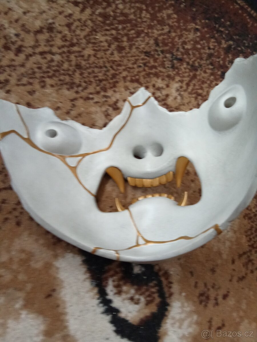 Prodám masku Ghost of Yotei - 4