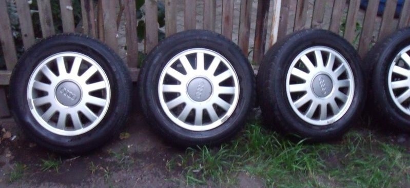 Originál AUDI ALU 15" na letních pneu - 4