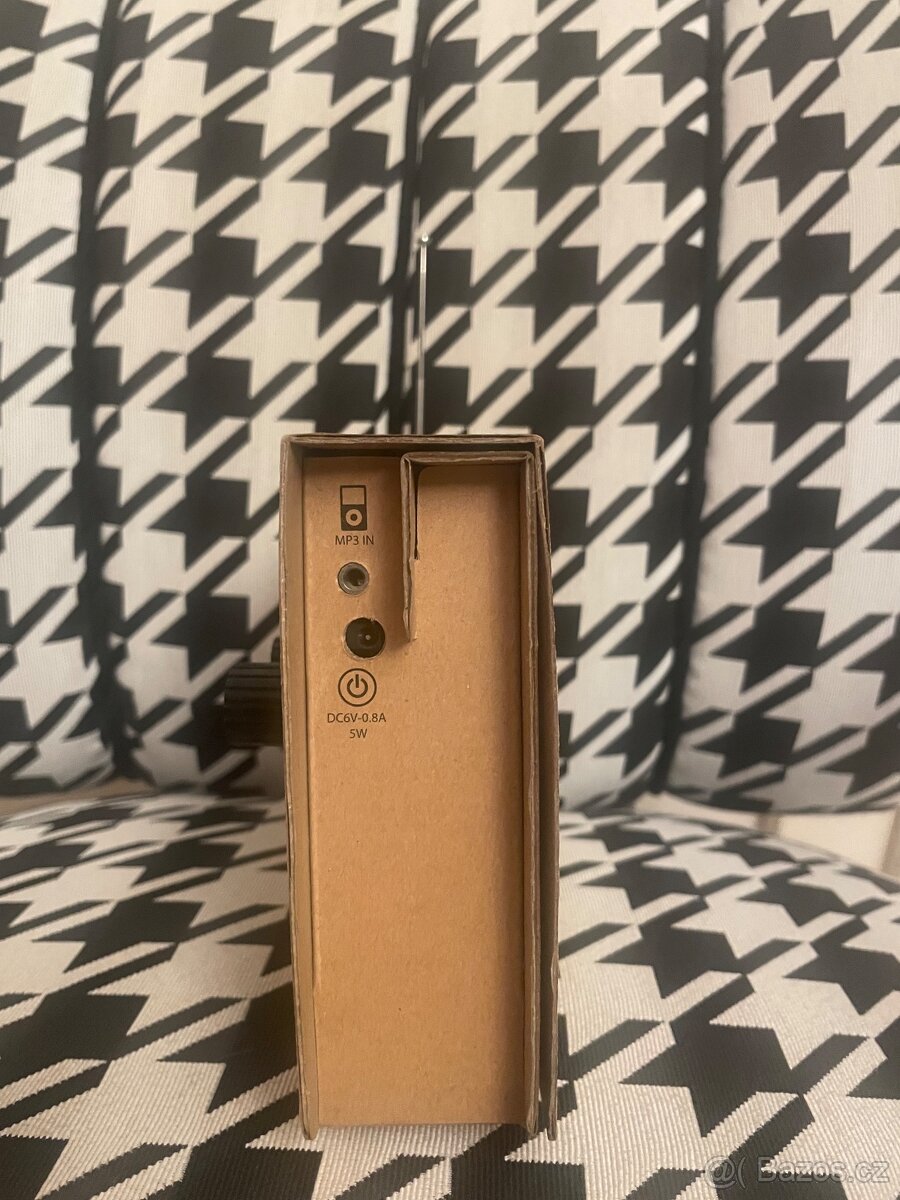 Designové rádio - card radio od suckUK - 4