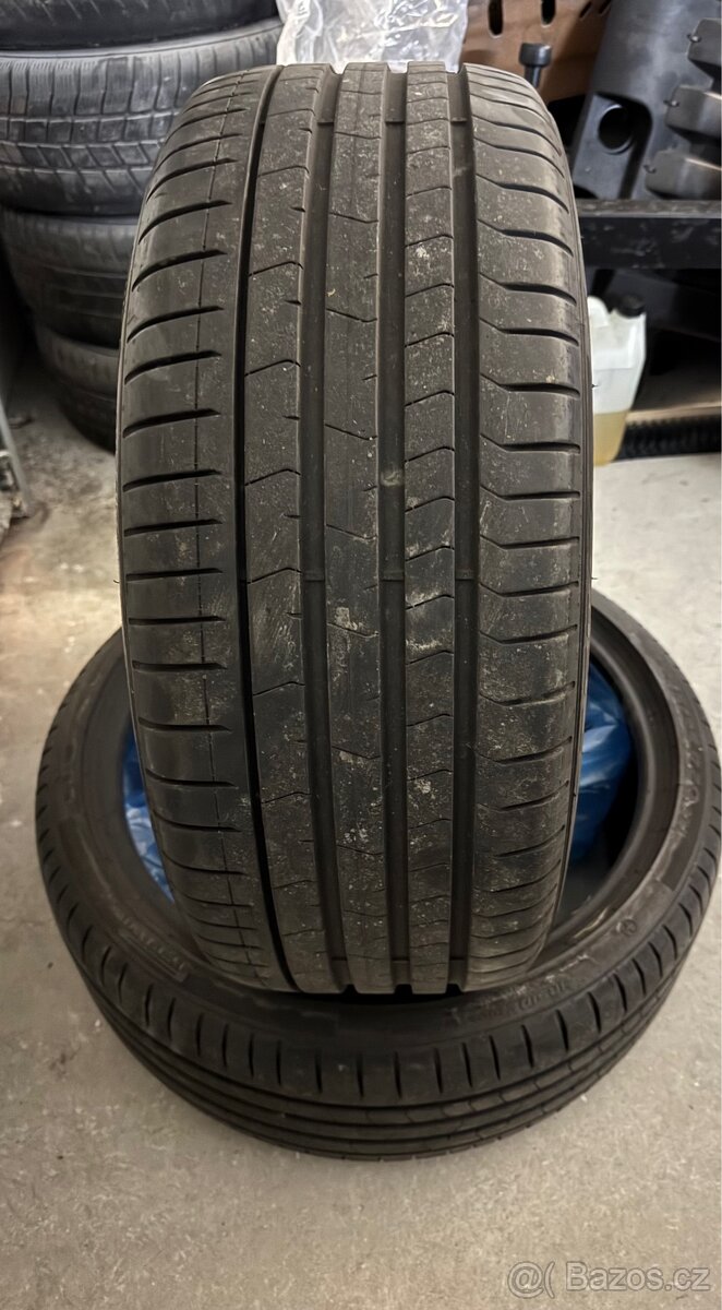 2x Pirelli P-ZERO (PZ4) 245/35 R20 95Y. - 4