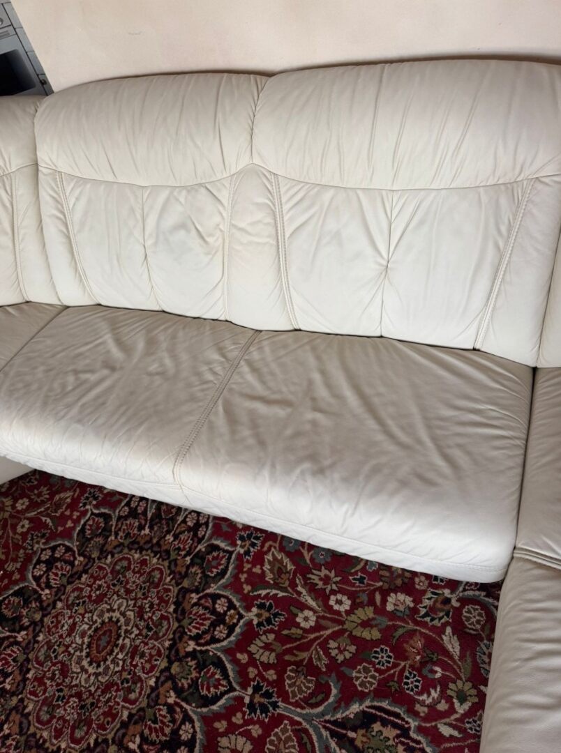 Světlá kožená sedačka do Účka, 4979 - 4