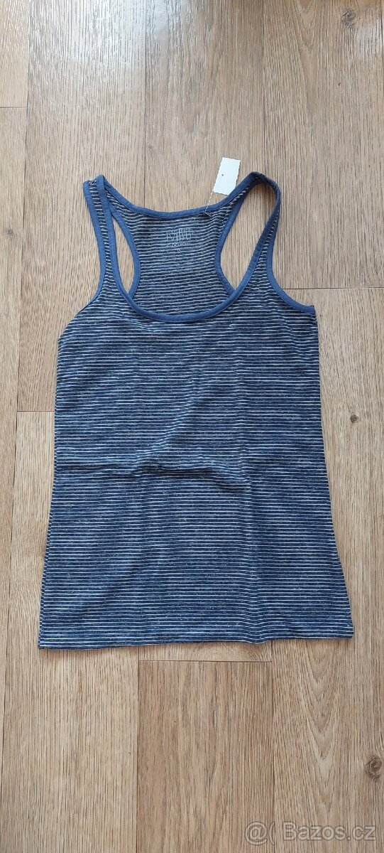 Obleceni damske vel.S - 4