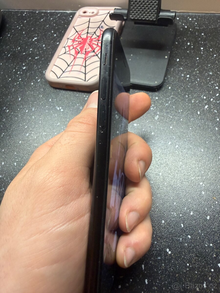 iPhone 7, 32 GB. - 4