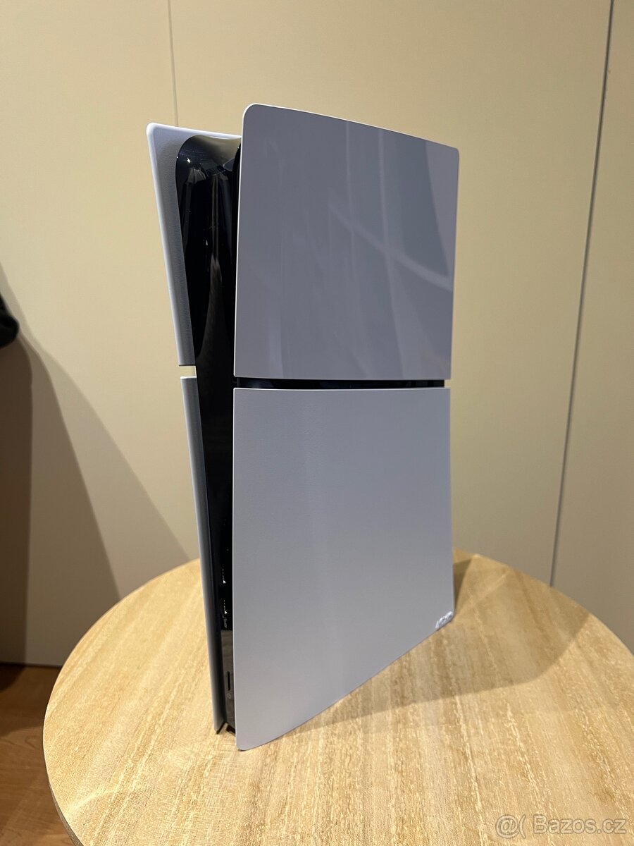 PlayStation 5 Slim Digital Edition 1 TB - 4