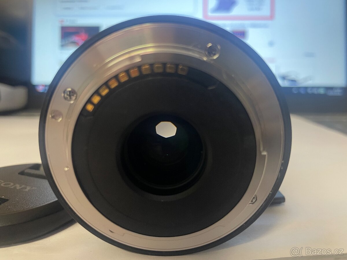 Sony E 1,8/11 - 4