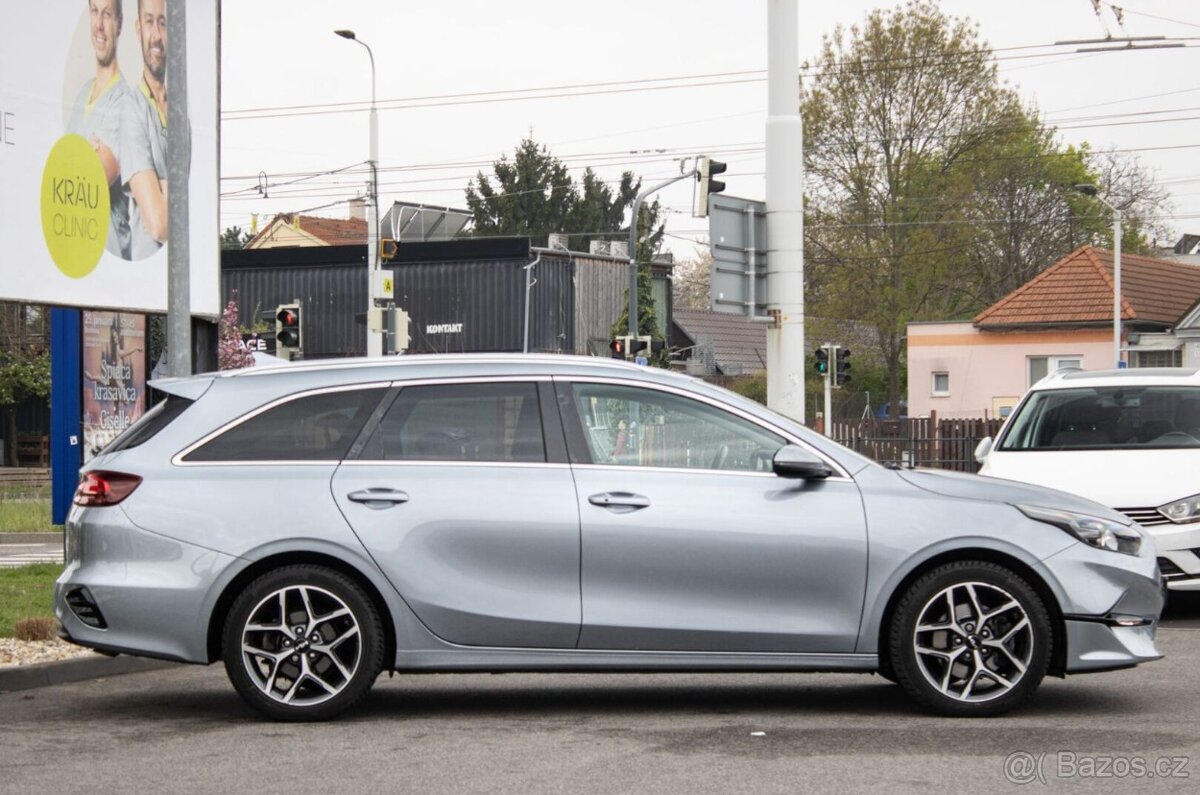 Kia Ceed SW, 1.5 T-GDi A/T 7 - 4