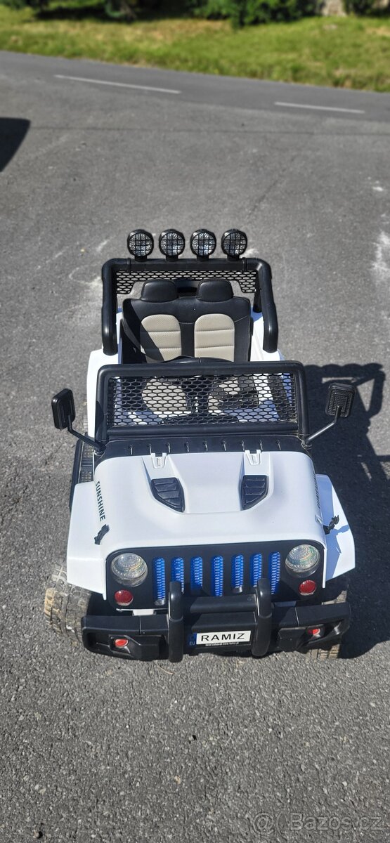 Elektrické autíčko Jeep - 4