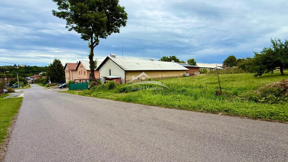 Stavební pozemek 1097 m², Bystřice nad Pernštejnem – klidná - 4