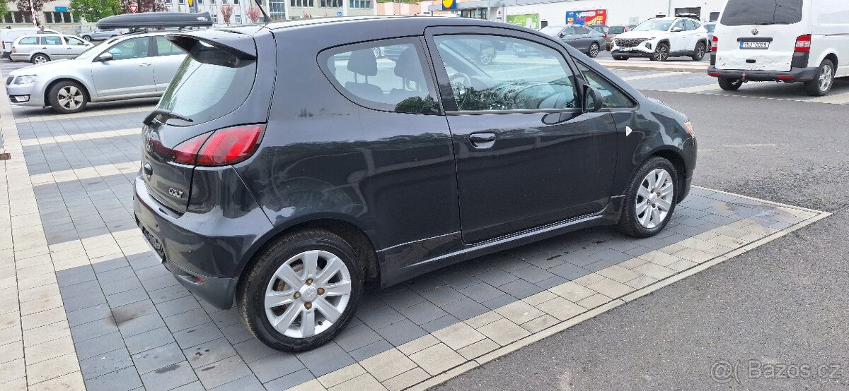 Mitsubishi Colt 2010 - 4