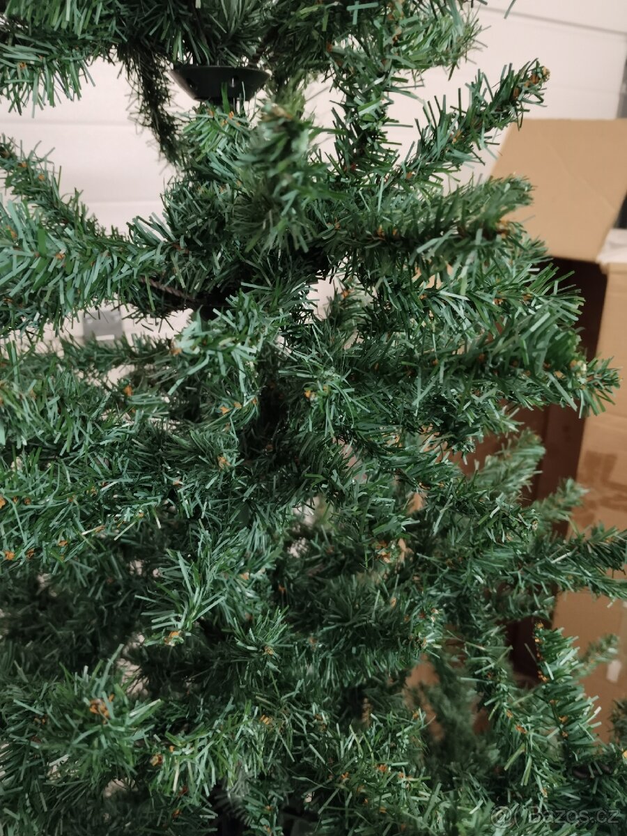 Vánoční stromek a svícny - 4