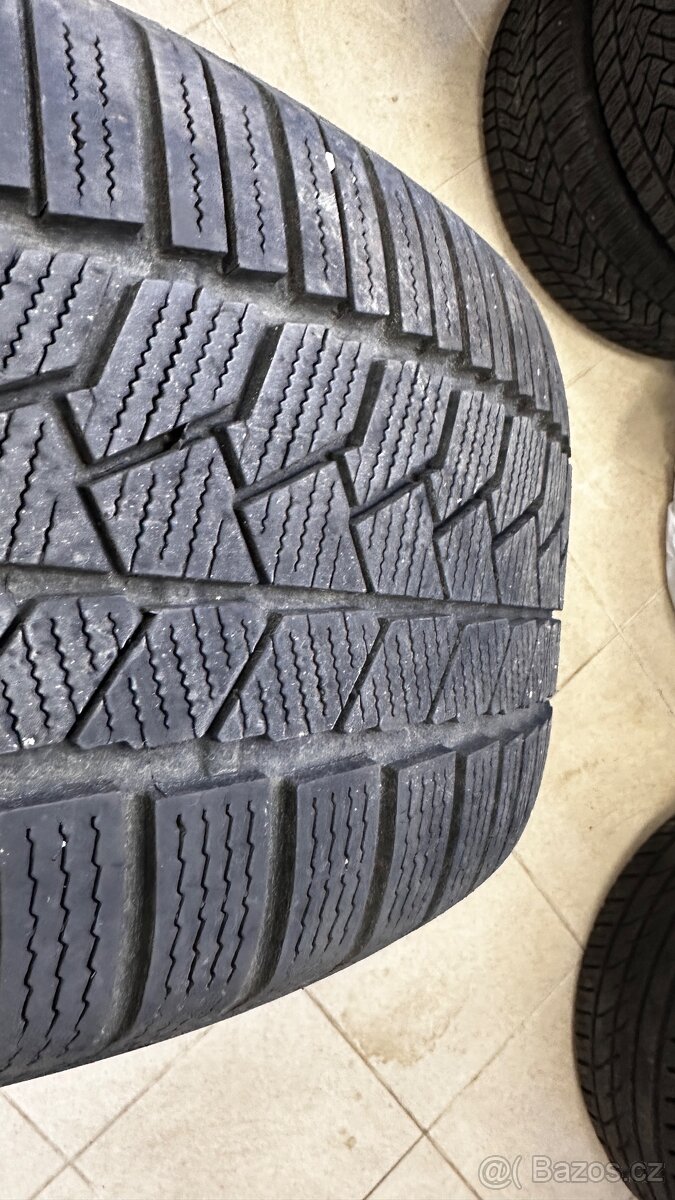 BMW X7-ZIMNÍ SADA ALU KOL 20'+CONTI 255/55/R20 6mm - 4