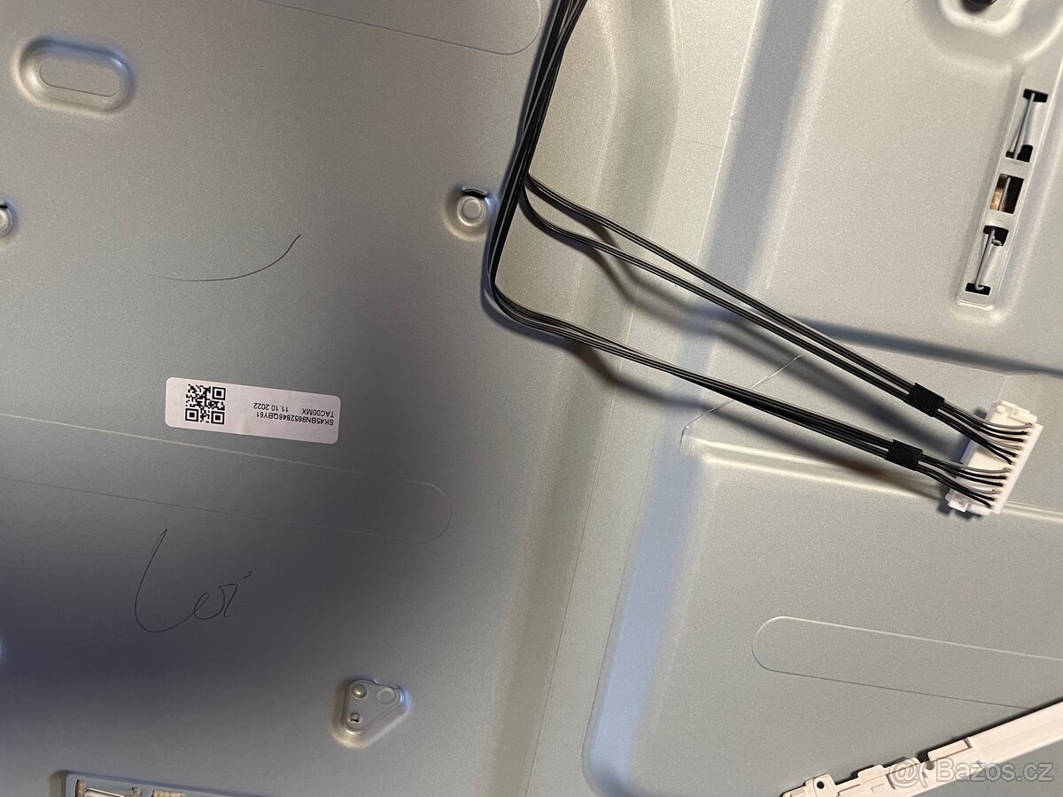 Prodám Samsung UE65NU7172U - BN94-06454V - 4