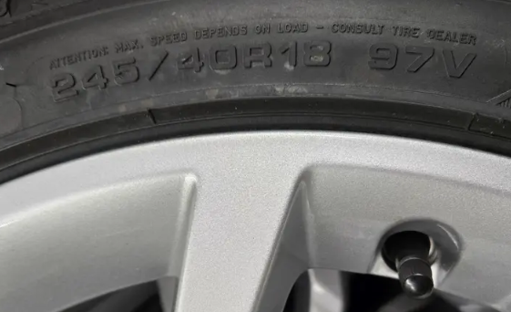 ZIMNÍ SADA AUDI A4 B9 18" ET40 5X112 245/45 R18 - 4