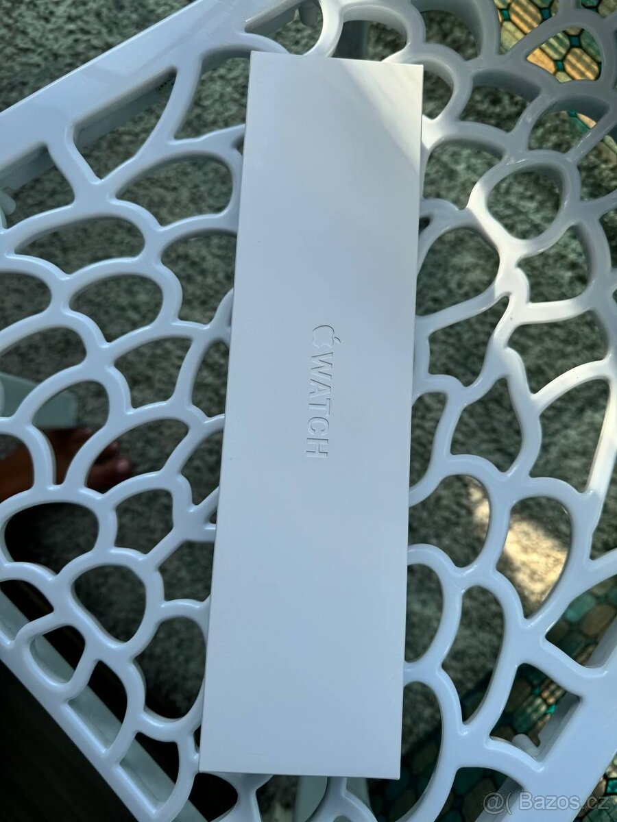 Apple Watch Series 8, 41 mm - NENOŠENÉ - 4