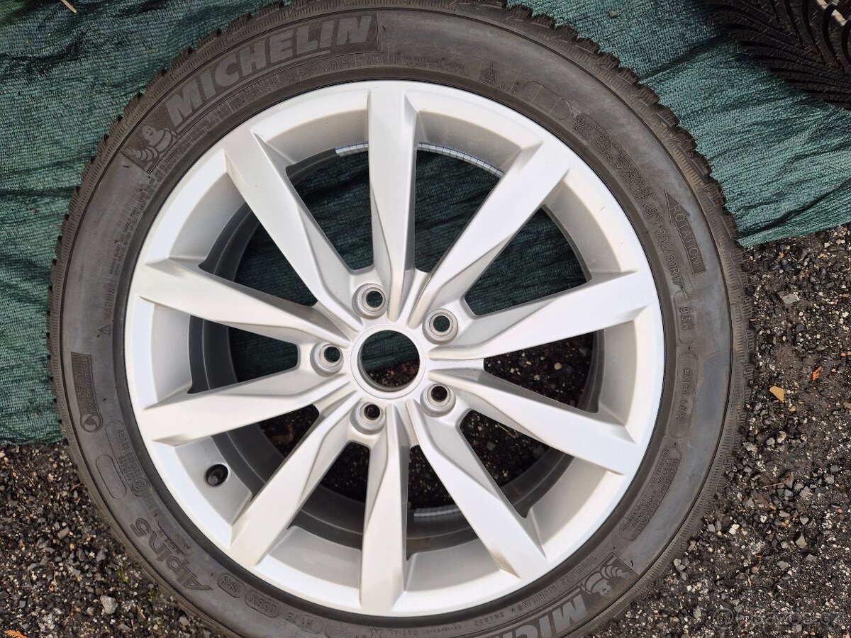 Nová zimní kola r17 Volkswagen Golf Michelin - 4