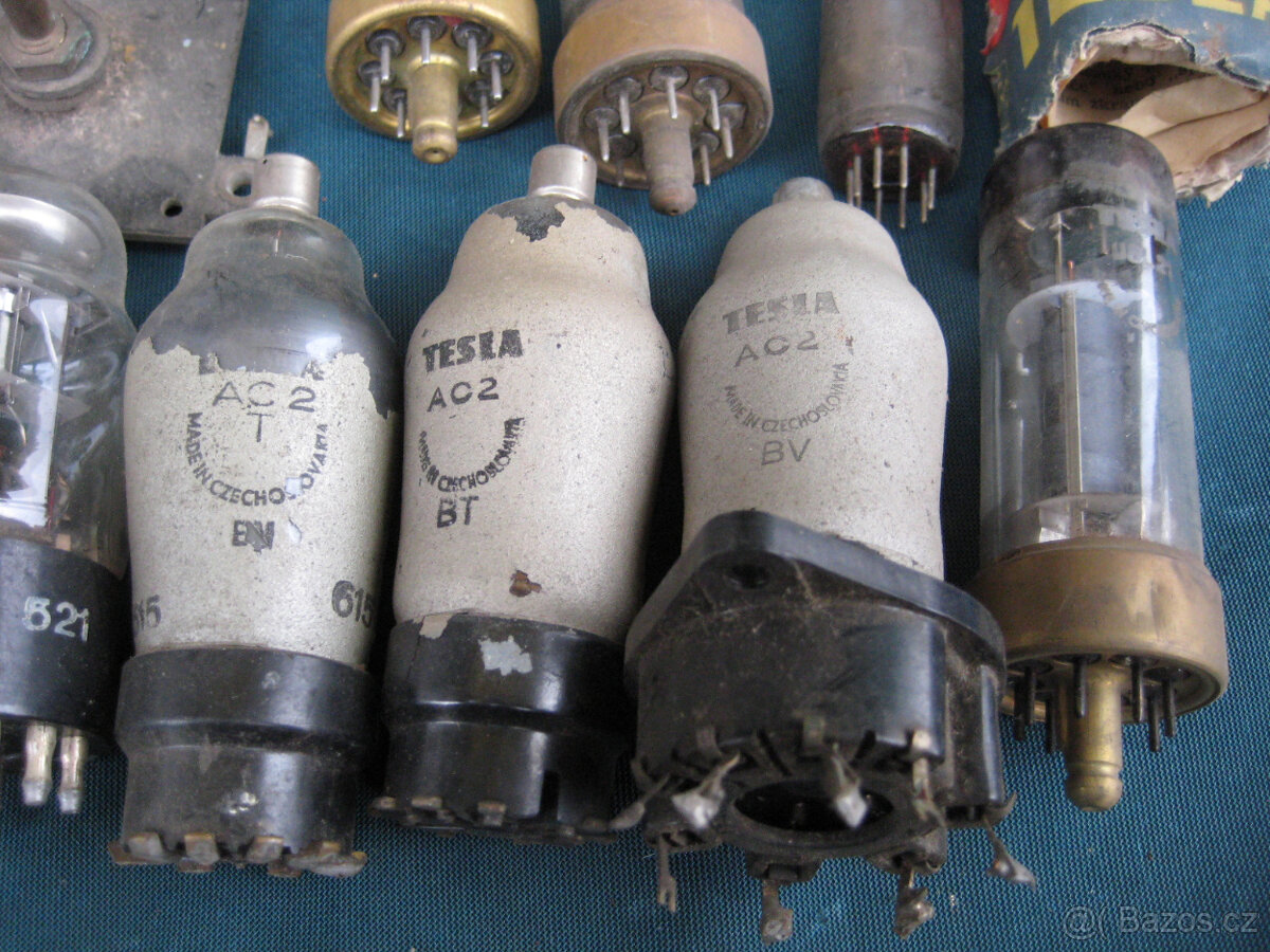 Staré lampy elektronky komplet - 4