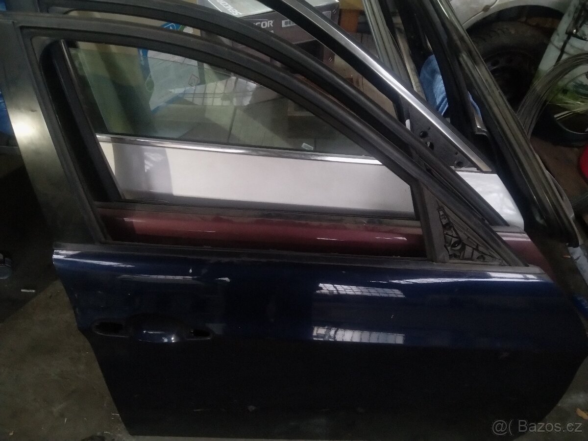 BMW E90 / e91 dveře - 4