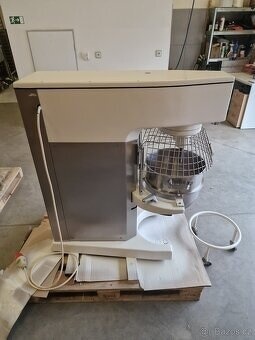 Hnětací stroj ALBA - RE 22 - 4