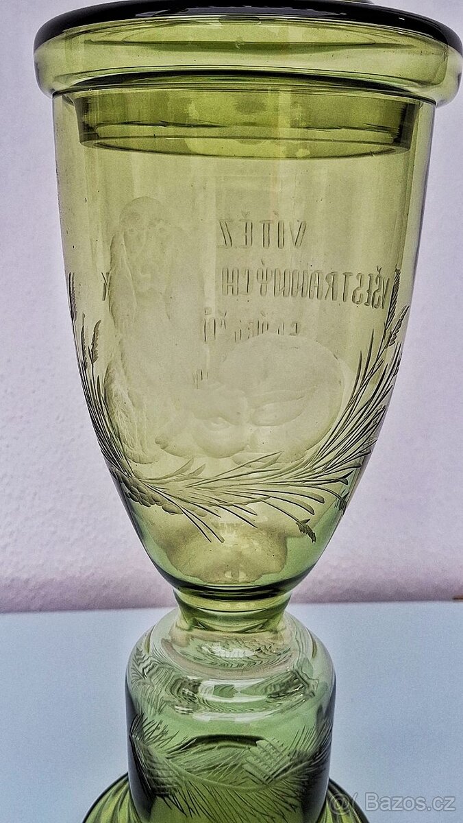 Starý skleněný pohár pro vítěze - 4