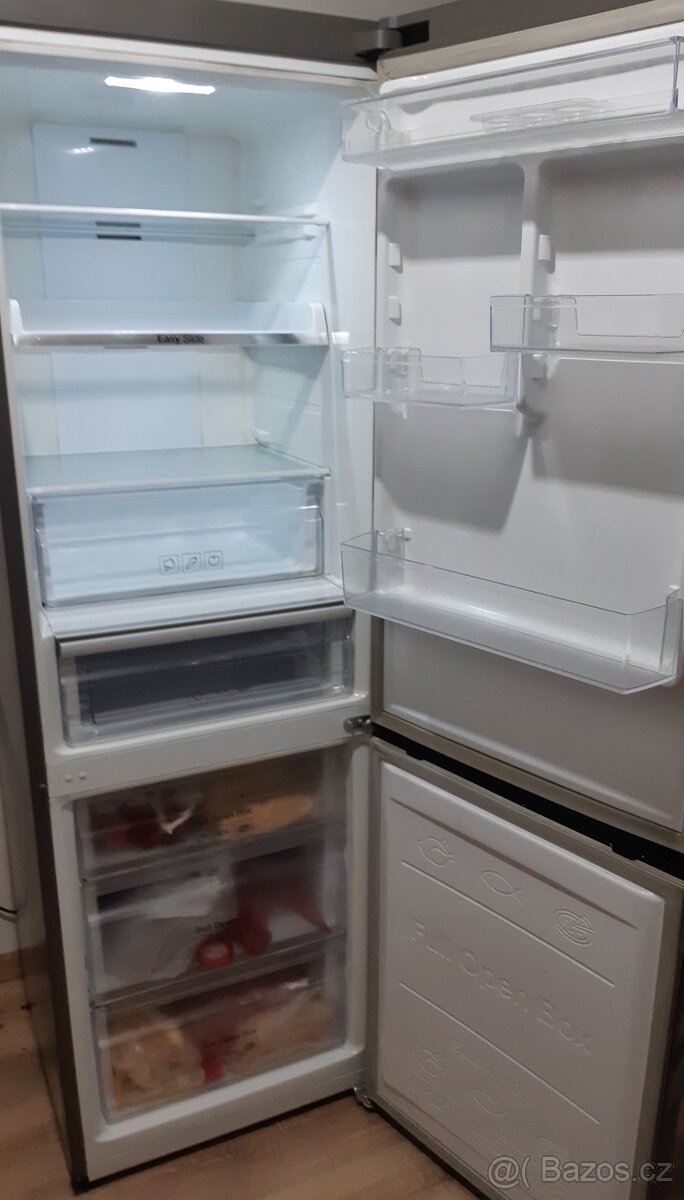 Kombinovaná chladnička Samsung - 4