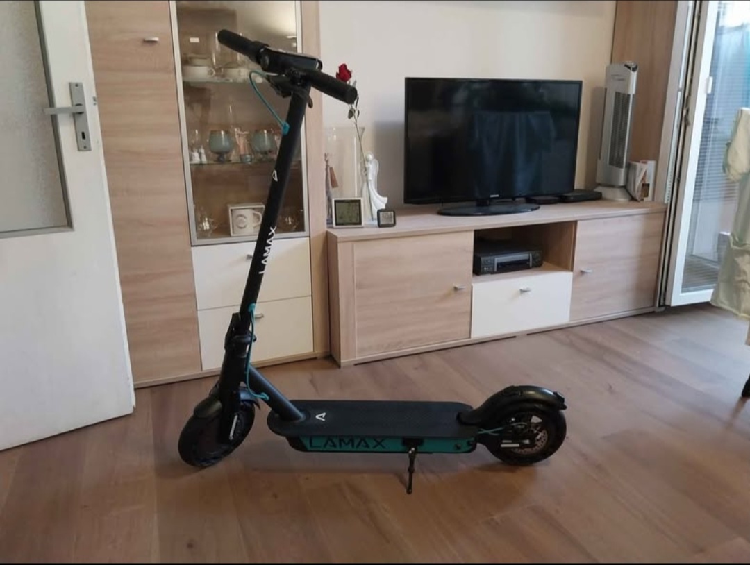 Elektrokoloběžka Lamax - 4