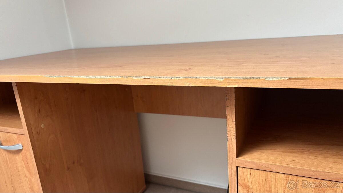 Stůl - 4